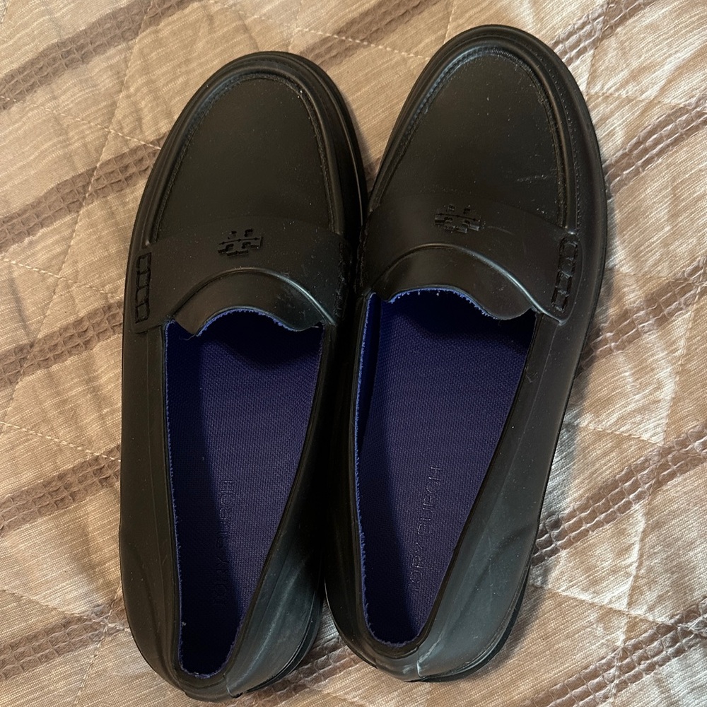 Tory Burch Black Loafers with Purple Lining